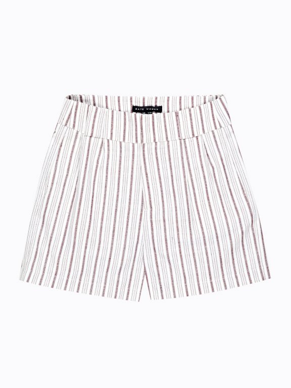 Highwaisted striped shorts
