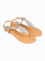 Flat sandals with stones