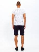 Printed t-shirt with chest pocket