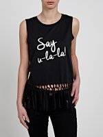 MESSAGE PRINT TOP WITH TASSELS