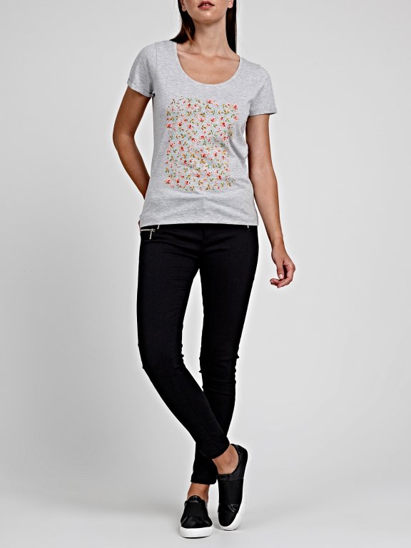 T-SHIRT WITH FLORAL PRINT