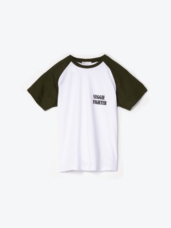 Raglan sleeve t-shirt with message print