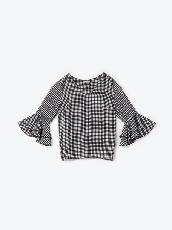 Gingham blouse with ruffle sleeves