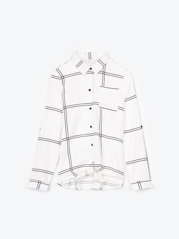 Printed shirt with knot