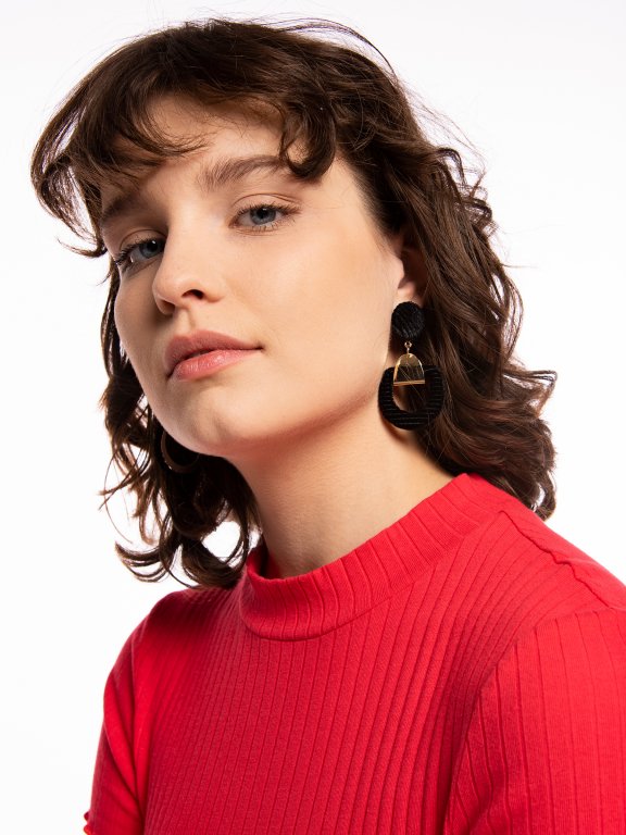 Earrings with corduroy detail