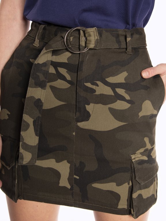 Camo print mini cargo skirt