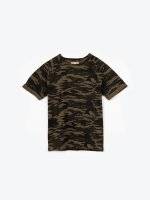 Camo print short sleeve t-shirt with raw edges