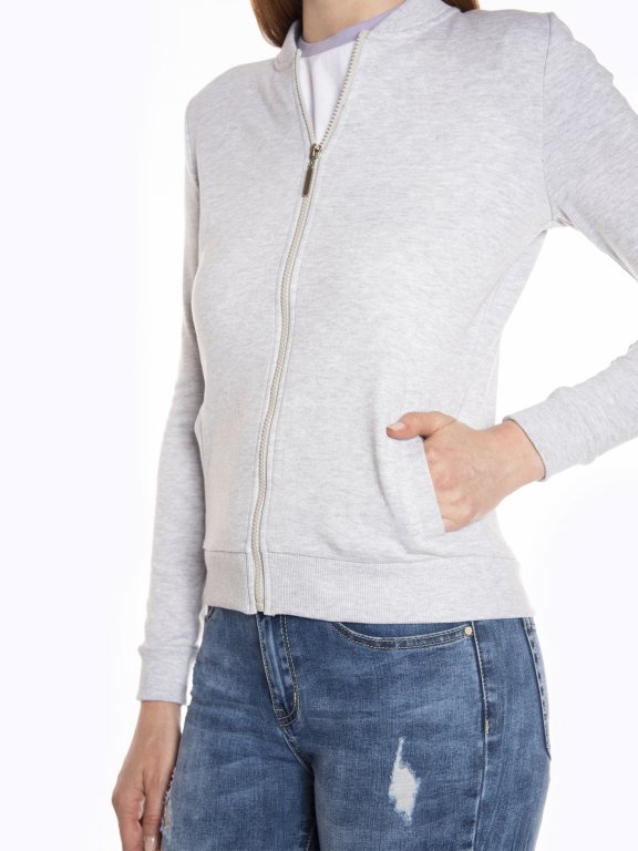 Basic zip-up sweatshirt