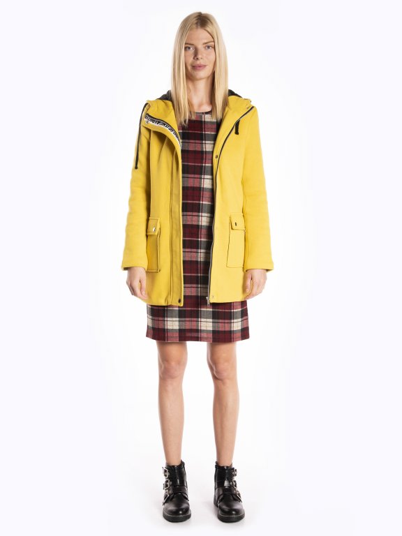 Hooded coat with message print tape detail