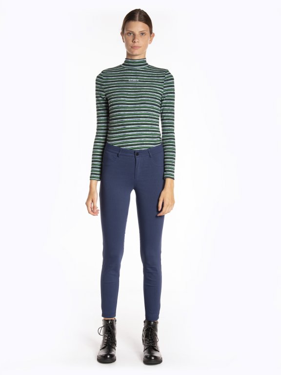 Elastic skinny trousers with push-up effect