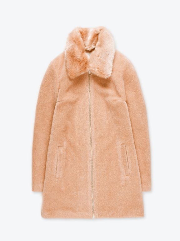 Kabát na zip s odepínatelním límcem z umělé kožešiny