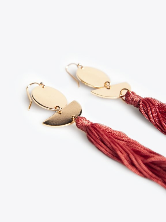 Long drop earrings with tassels