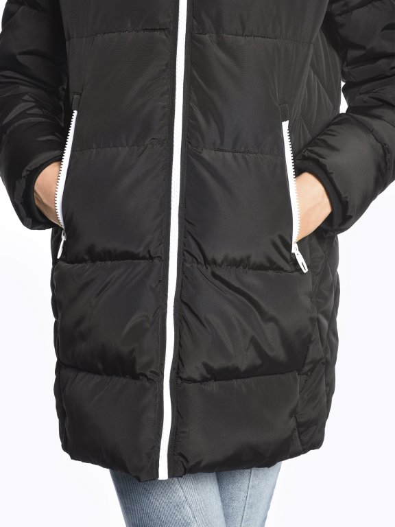 Duga prošivena jakna s ispunom i kapuljačom