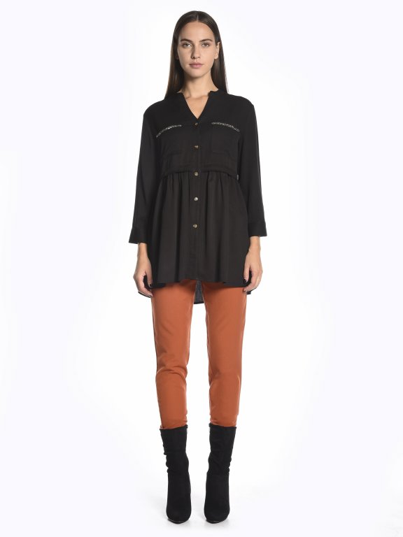 Longline viscose blouse with decorative chest pockets