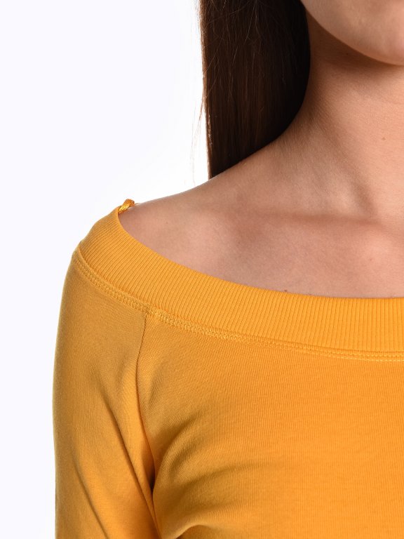 Basic long sleeve wide collar t-shirt