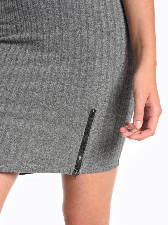 Ołówkowa sukienka mini ze splotu żeberkowego