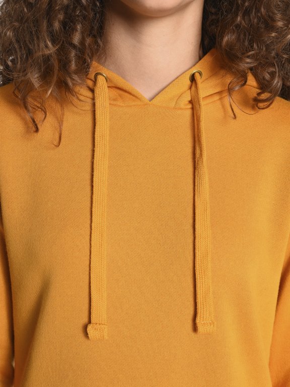 Hoodie with snap buttons