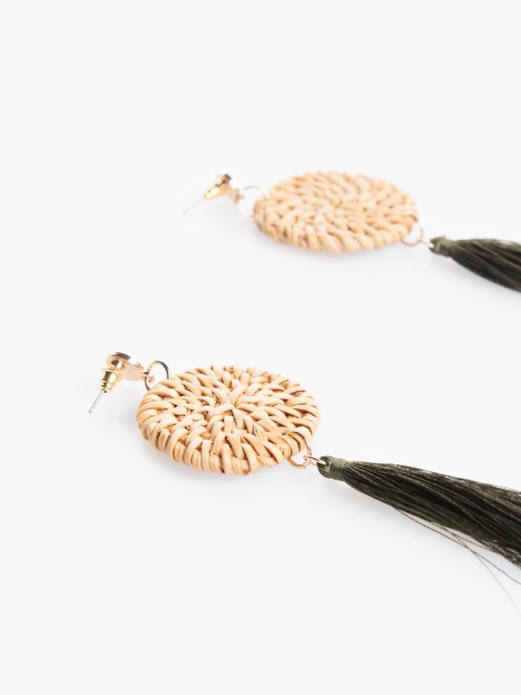 Drop earrings with tassels