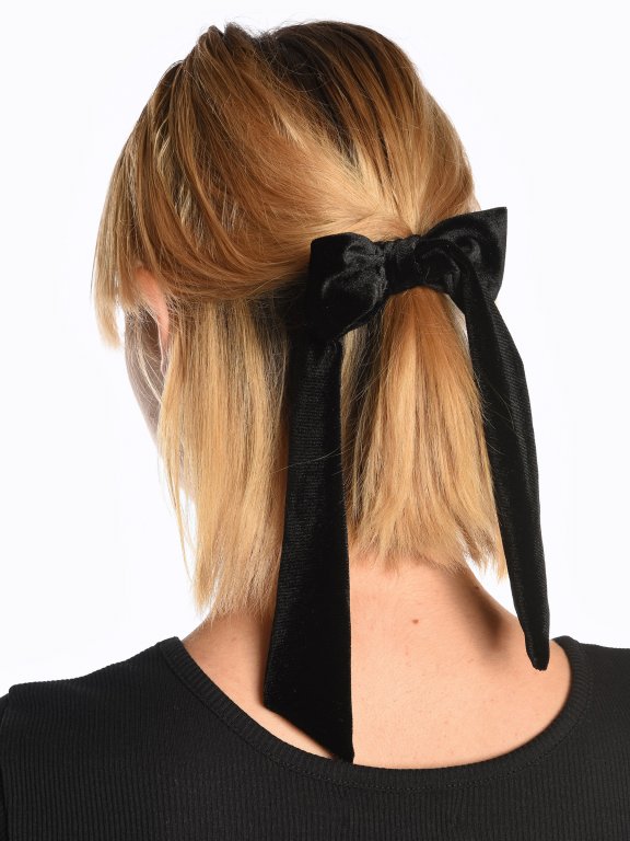 Velvet rubber band with bow