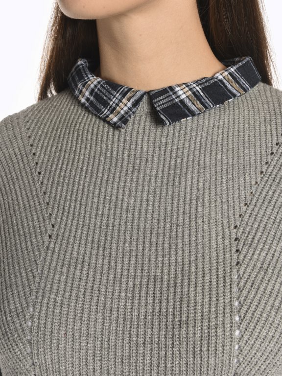Strukturovaný svetr s košilovými detaily