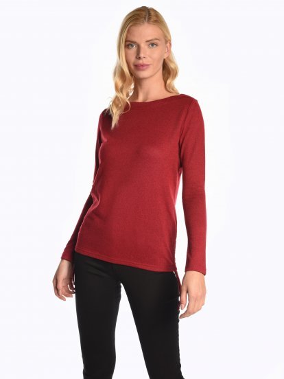 Long sleeved top with side strings