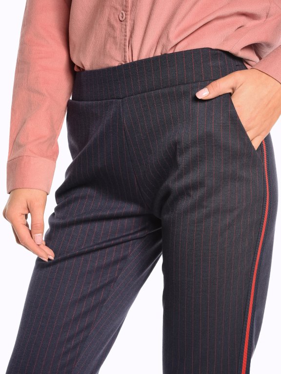Carrot fit striped trousers
