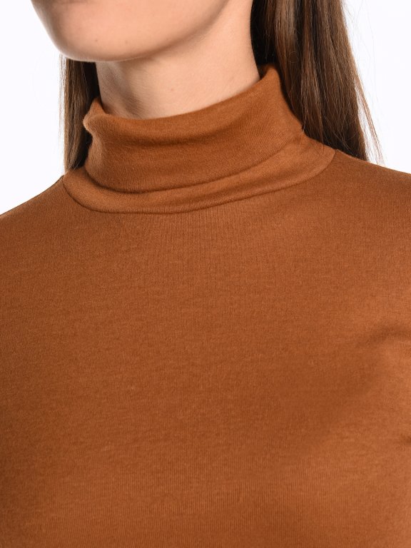 Roll neck t-shirt