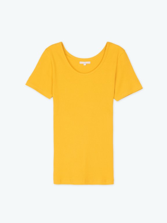 Ribbed short sleeve t-shirt with crew neck