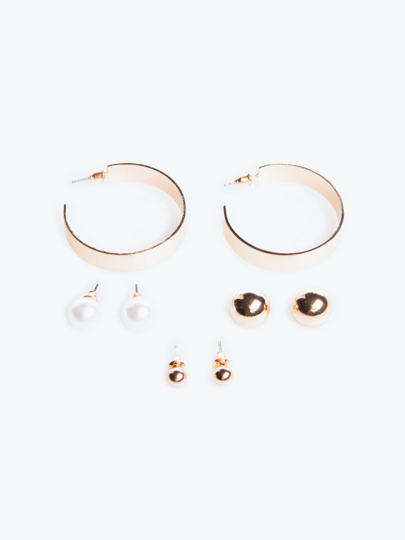 Set of 4 pairs of earrings