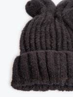 Knitted beanie with ears