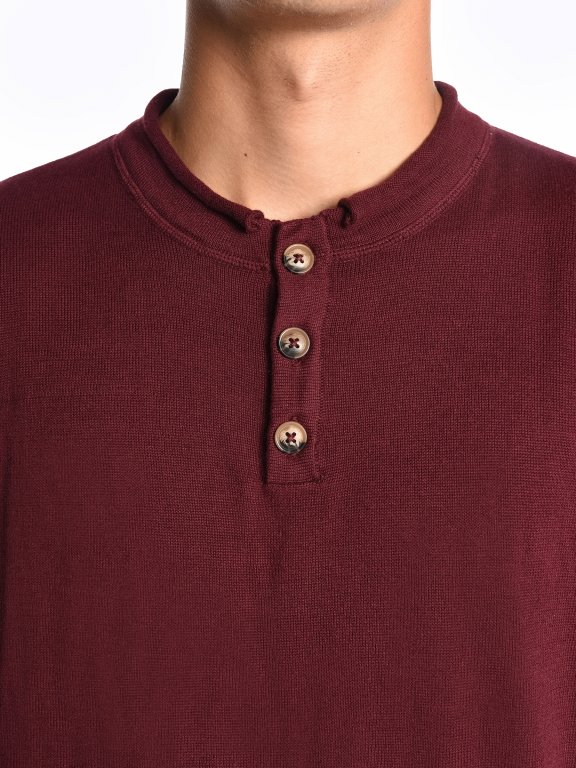 Jumper with buttons