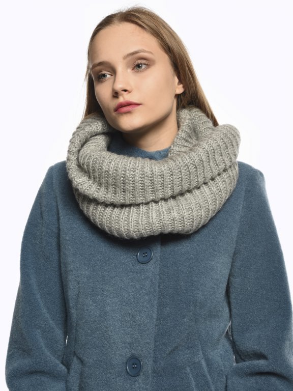 Knitted snood
