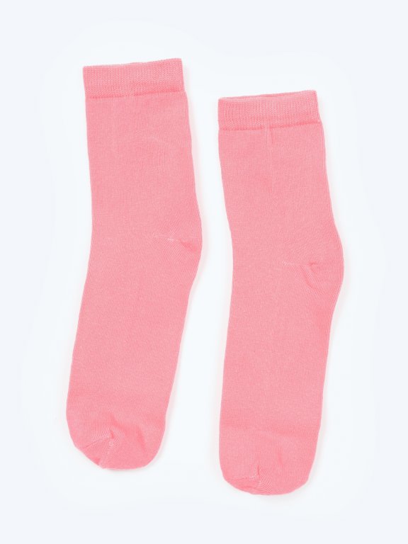 Sada dvoch párov vzorovaných ponožiek