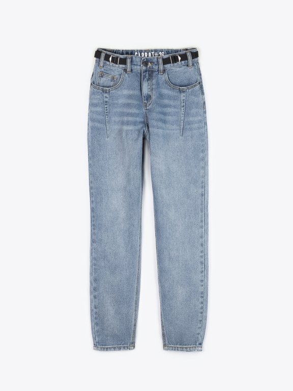High-waist carrot fit jeans