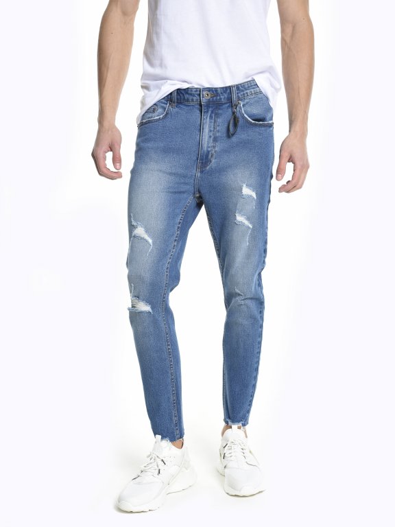Slim jeans with raw hems