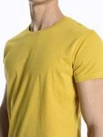 Jednoduché tričko slim fit
