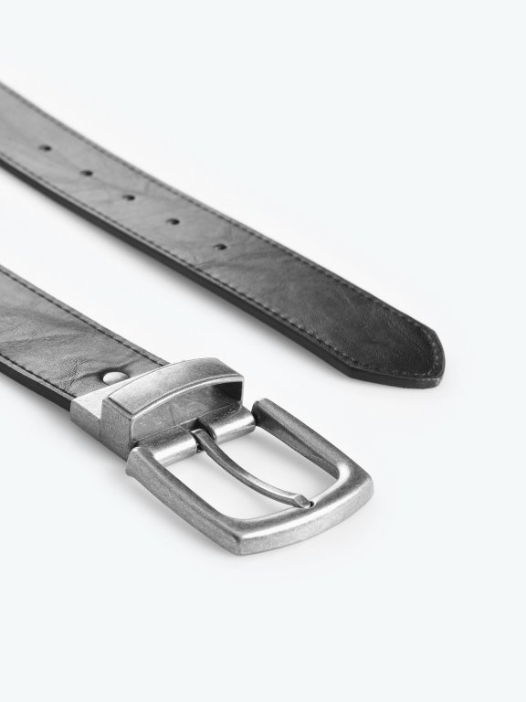 Reversible belt with metal buckle