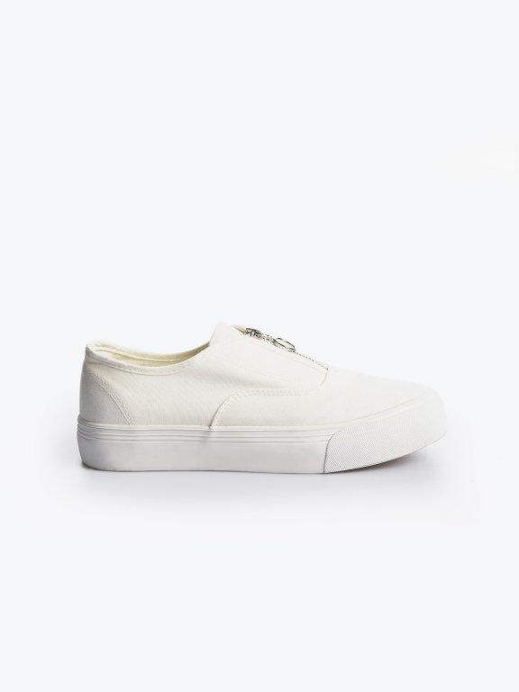 Casual cotton slip-ons with zipper