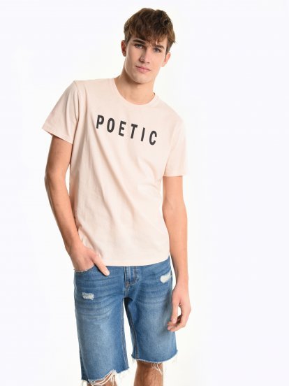 Distressed t-shirt with message print