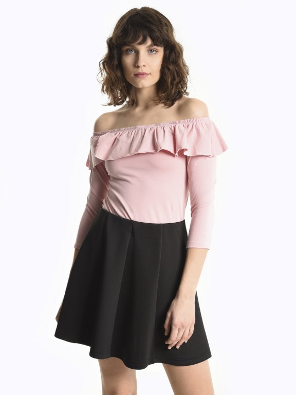 Off-the-shoulder ruffle top