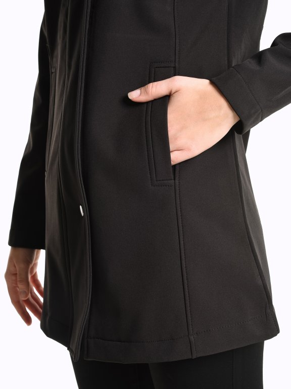 Fleece lined softshell jacket with hood
