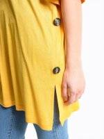 Oversize viscose top with buttons