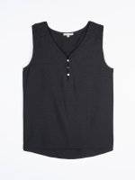 Sleeveless top with buttons