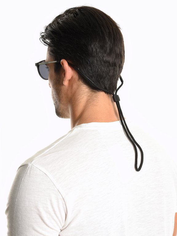 Glasses string holder