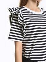 Striped t-shirt with ruffles