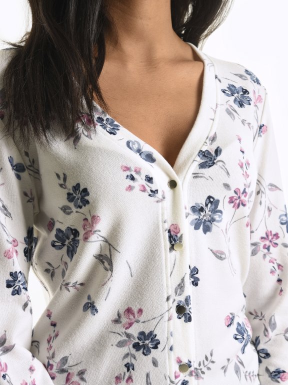 Flower print sweater