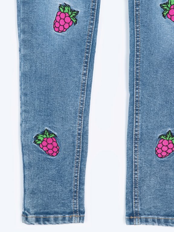 Comfy jeans with embroideries