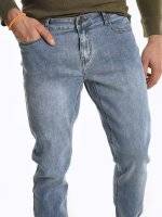 Basic straight fit jeans