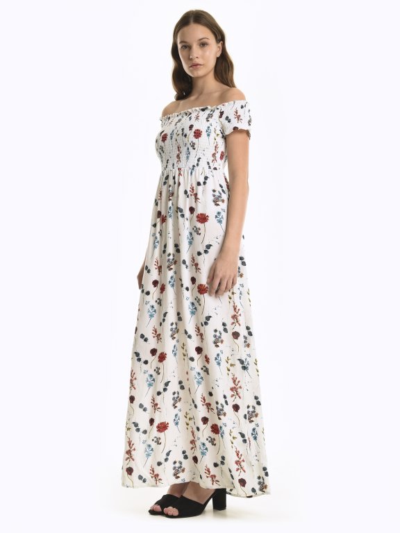 Dlhé šaty s kvetinovou potlačou