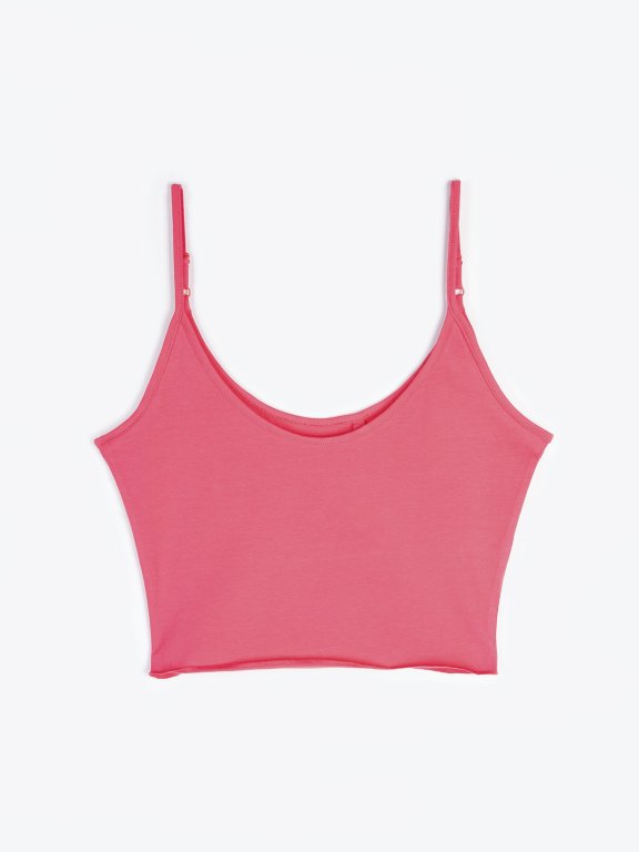 Basic crop tank with sliders